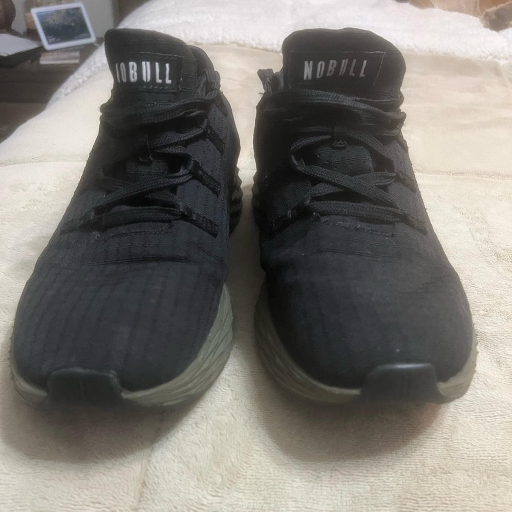 WOMEN'S GUM NOBULL ALLDAY/ Color is black gum.